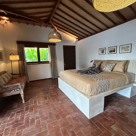 Bed and Breakfast La Kreyiol Uluwatu Zewnętrze zdjęcie