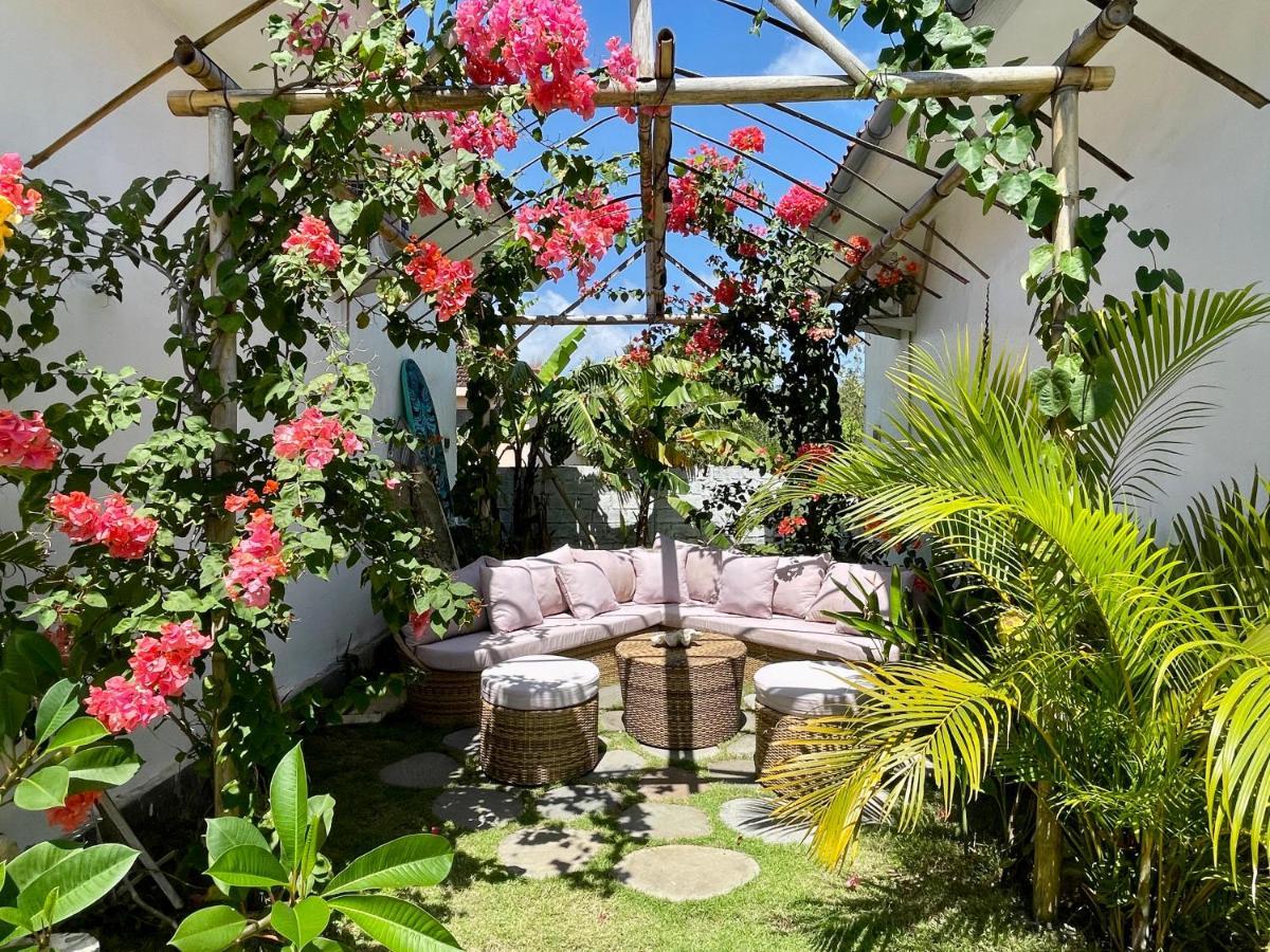 Bed and Breakfast La Kreyiol Uluwatu Zewnętrze zdjęcie