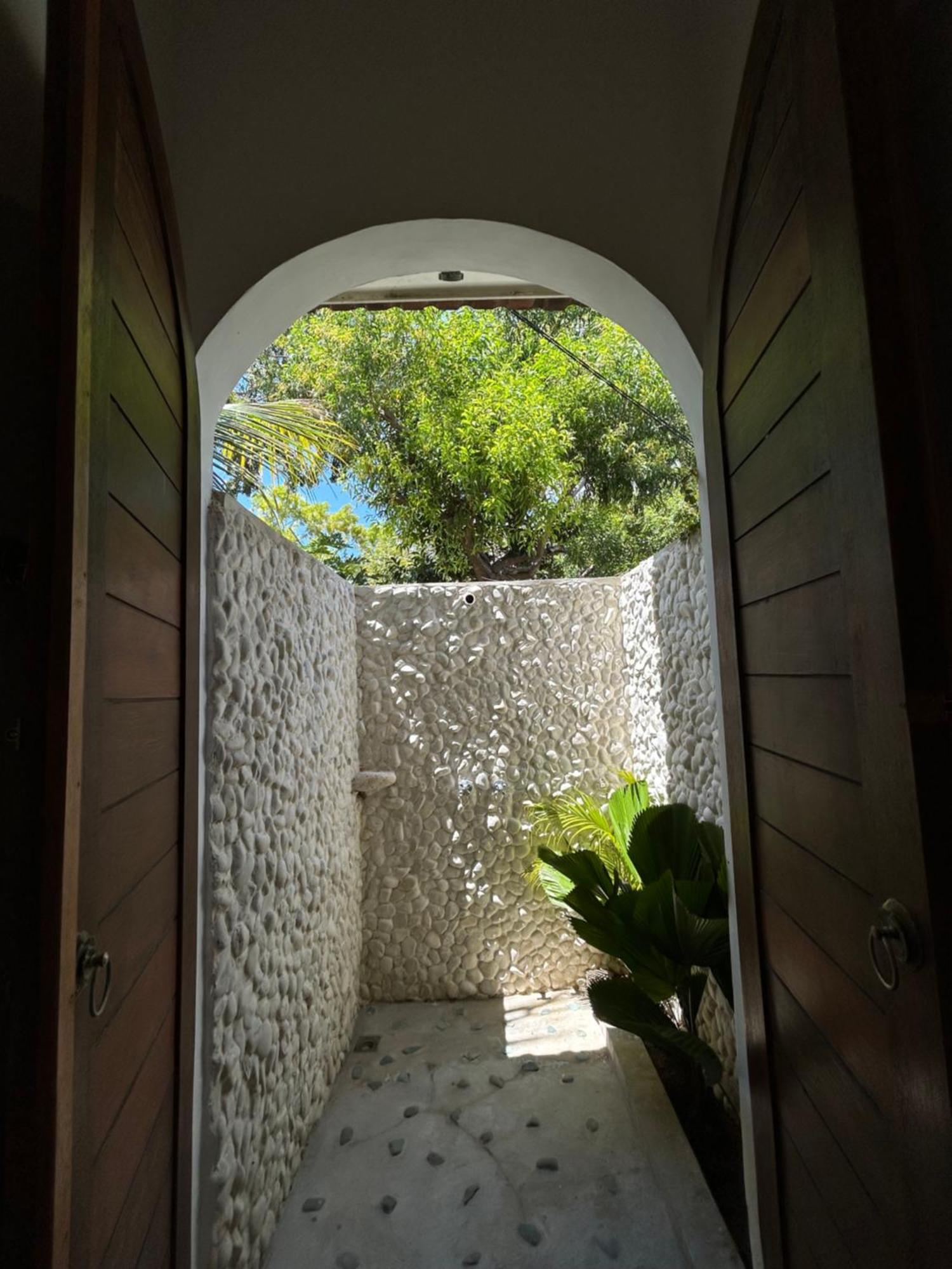 Bed and Breakfast La Kreyiol Uluwatu Zewnętrze zdjęcie