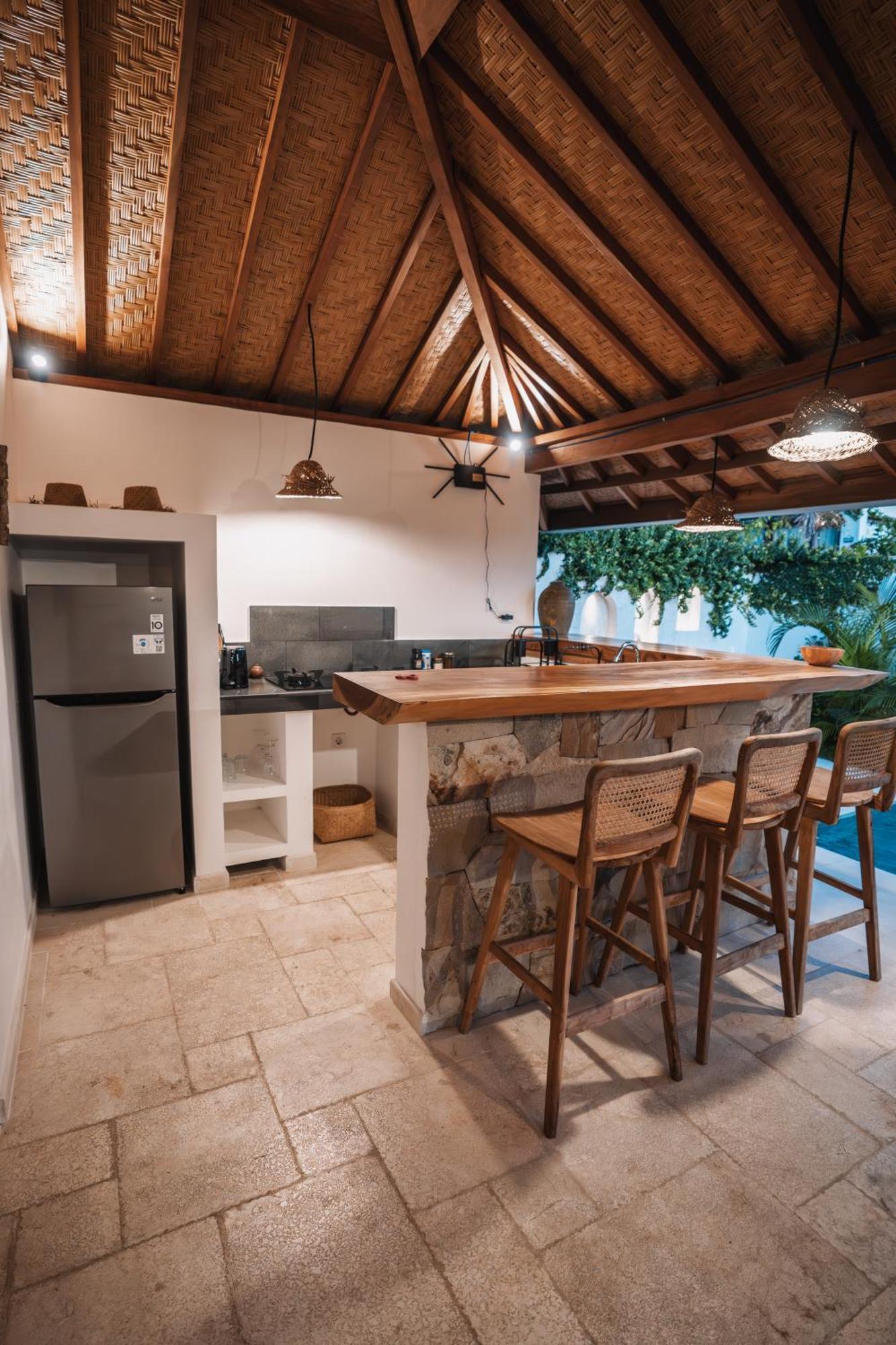 Bed and Breakfast La Kreyiol Uluwatu Zewnętrze zdjęcie