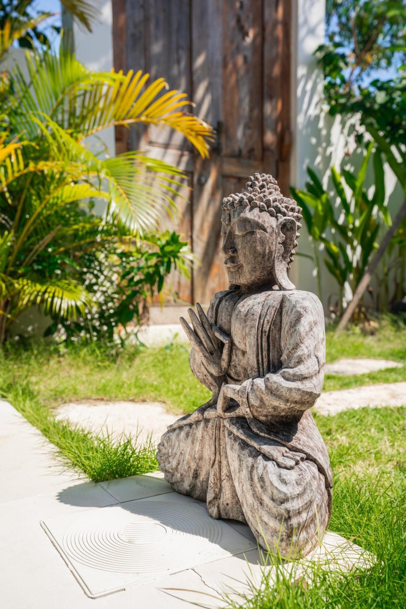 Bed and Breakfast La Kreyiol Uluwatu Zewnętrze zdjęcie