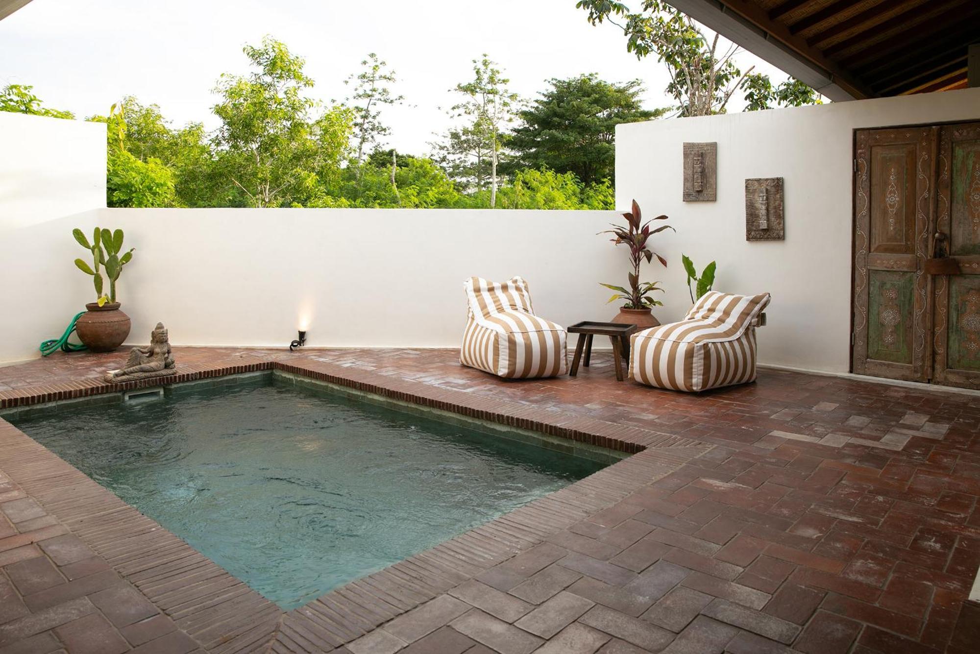 Bed and Breakfast La Kreyiol Uluwatu Zewnętrze zdjęcie